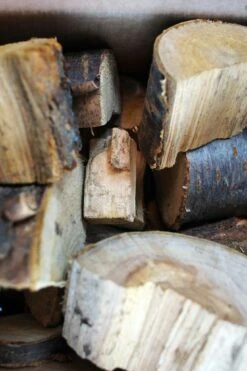 Yakiniku Räucherchunks Kirsche 500 G -Weber Verkäufe 100316 8720364491321 Cherry