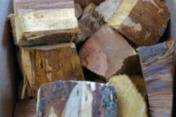 Yakiniku Räucherchunks Apikose 500 G -Weber Verkäufe 100324 8720364490973 BBQ Flavour Apricot chunks In verpakking