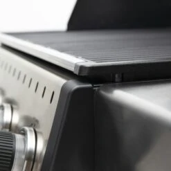 Broil King Baron 490 Inkl. Abdeckhaube & Gussplatte -Weber Verkäufe 875282 BARON490 COOKBOX 04