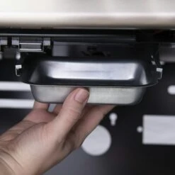 Broil King Baron 490 Inkl. Abdeckhaube & Gussplatte -Weber Verkäufe 875282 BARON490 DRIP TRAY 01