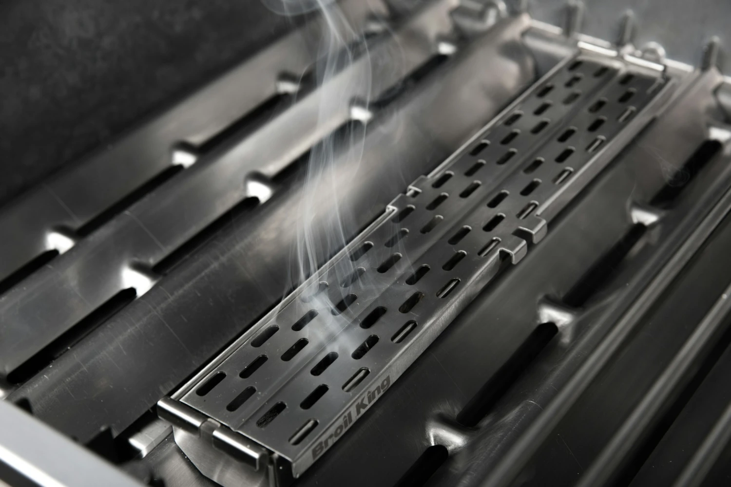 Broil King Pellet-Smokerbox 4 Broil King Pellet-Smokerbox – Bild 4