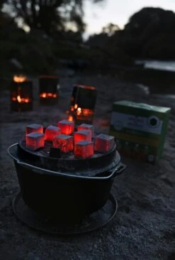 McBrikett KOKOKO CUBES 10kg 24 McBrikett KOKOKO CUBES 10kg -Weber Verkäufe McBrikett kokokocubes mood 04