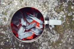 McBrikett WHITE COAL Binchotan Holzkohle 3kg -Weber Verkäufe McBrikett whitecoal mood 01