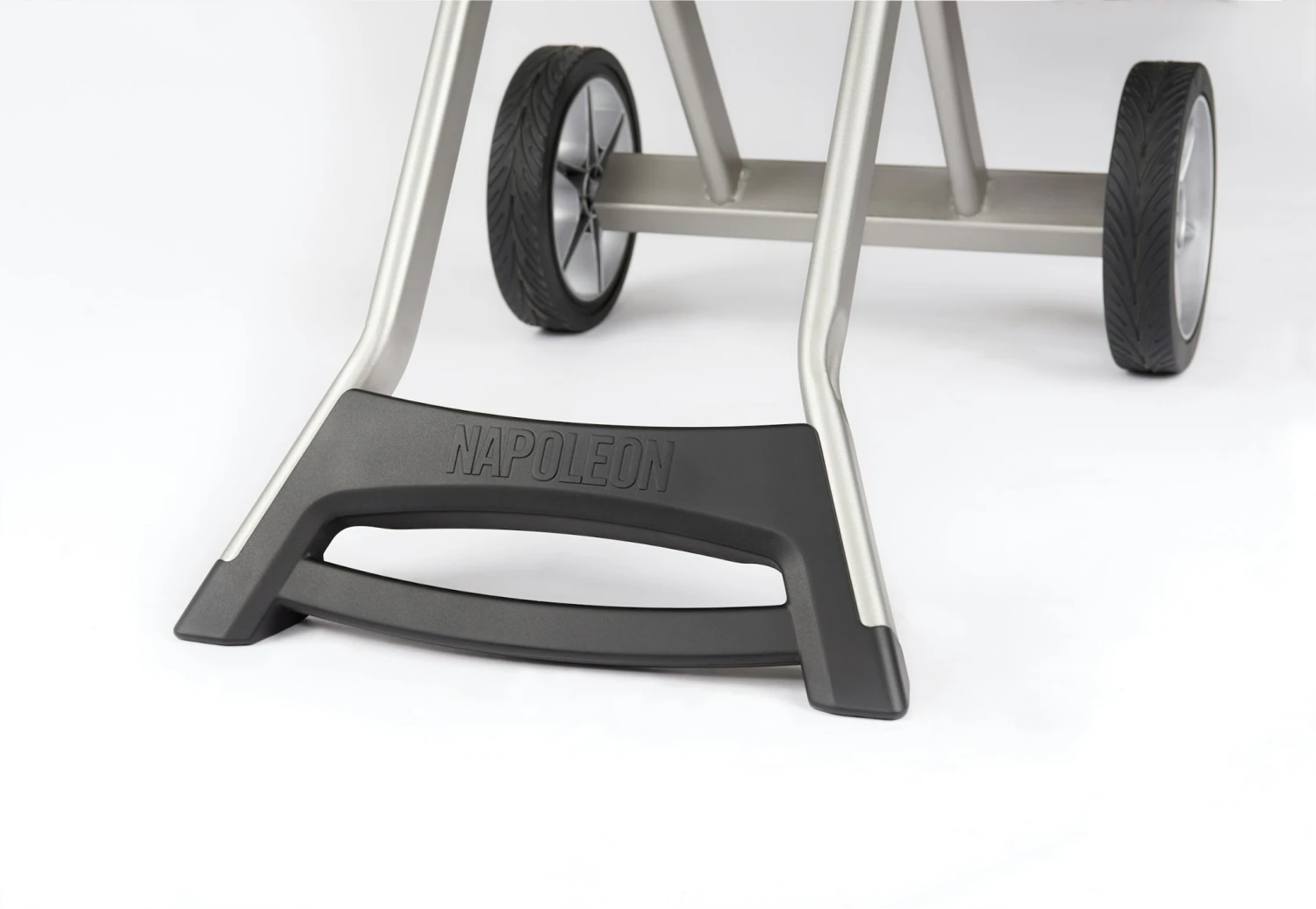 NAPOLEON Gasgrill TravelQ Pro 285X Inklusive Klappbares Wagenmodul 9 NAPOLEON Gasgrill TravelQ Pro 285X Inklusive Klappbares Wagenmodul – Bild 9