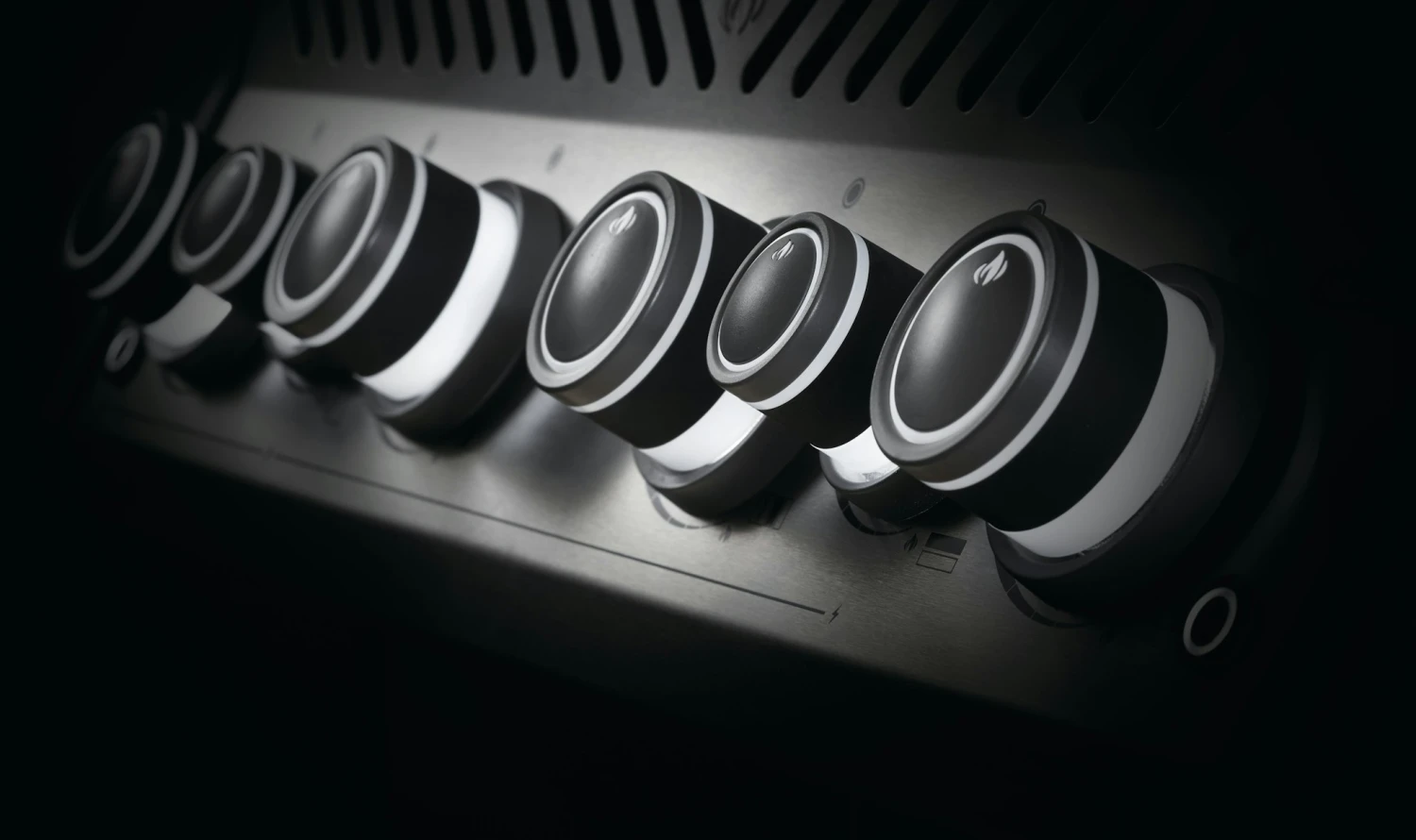 NAPOLEON Rogue SE 525, Mit Gußrosten, Schwarz 4 NAPOLEON Rogue SE 525, Mit Gußrosten, Schwarz – Bild 4