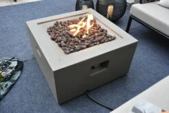 Gardenforma Gas Feuerstelle Ridgefield 16 Gardenforma Gas Feuerstelle Ridgefield -Weber Verkäufe OFG150 Ridgefield Lifestyle 4