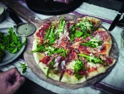 Weber Gourmet BBQ System (GBS) - Pizzastein Mit Gestell (Ø 36,5cm) (8836) -Weber Verkäufe Pizza 1