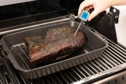 Broil King Gusseisener Multi Roaster 10 Broil King Gusseisener Multi Roaster -Weber Verkäufe broi 69610 lifestyle 01