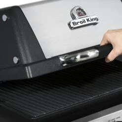 Broil King GEM 310 -Weber Verkäufe broilking GEM 320 814152 FEATURE 09