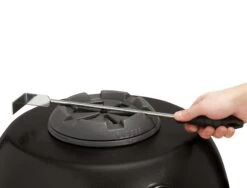 Broil King KEG 2000 -Weber Verkäufe broilking KEG2000 911050 FEATURES 05