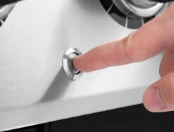 Broil King Regal 490 Inkl. Abdeckhaube, Gussplatte & Wokeinsatz -Weber Verkäufe broilking REGAL 490 SCHWARZ FEATURE 03