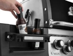 Broil King Regal 490 Inkl. Abdeckhaube, Gussplatte & Wokeinsatz -Weber Verkäufe broilking REGAL 490 SCHWARZ FEATURE 08