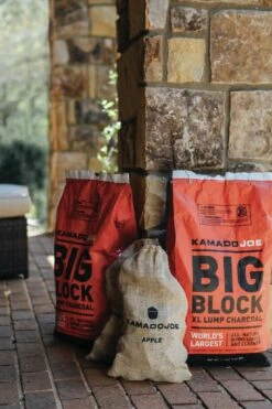 Kamado Joe Big Block XL Holzkohle 9kg -Weber Verkäufe kamadojoe 2I4A1656