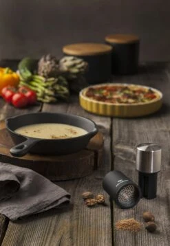 Microplane Muskatmühle 2 In 1 Edelstahl 17 Microplane Muskatmühle 2 In 1 Edelstahl -Weber Verkäufe micr Produktbild 81