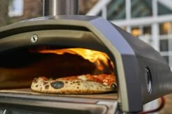 Ooni Karu 12G Multi-Brennstoff Outdoor Pizzaofen -Weber Verkäufe ooni Karu 12G Pizza Cooking Flame