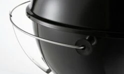 Weber Master-Touch (GBS) Rauchgrau/Smoke Grey -Weber Verkäufe weber mastertouch deckelhalter 1